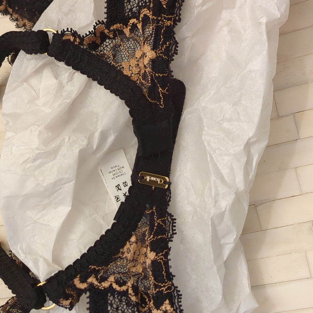 Chantelle Embroidered Lace Black Nude Bra 34B Like New! Unlined Sheer - Picture 5 of 8
